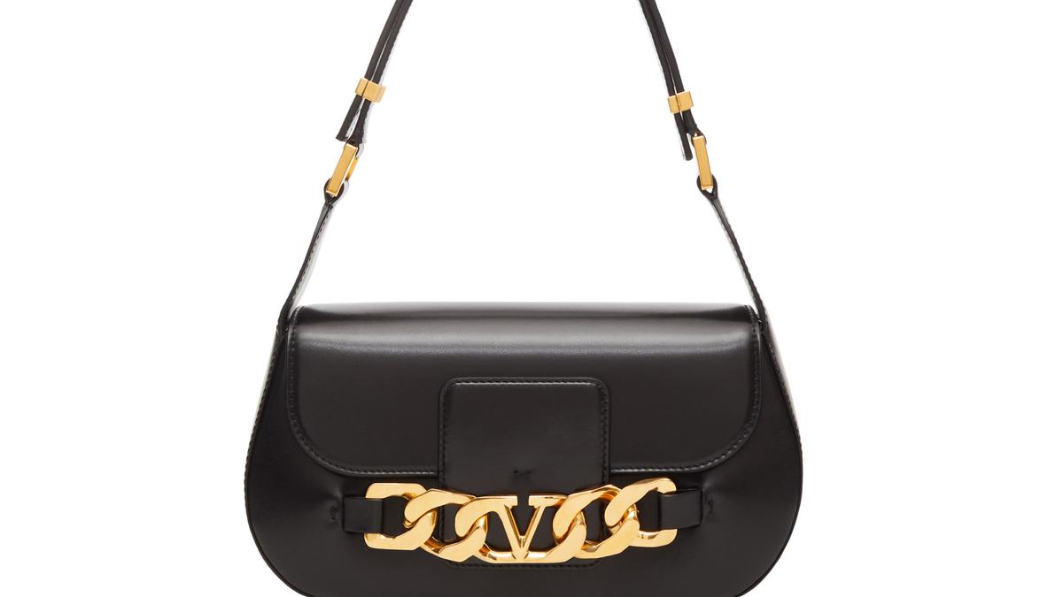 Valentino Bebas dari Pengawasan Pengadilan, Terjerat Dugaan Eksploitasi Pekerja oleh Mitra