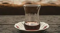 10 Ciri Orang yang Selalu Menyisakan Minuman di Gelas Menurut Psikologi, Ini Kata Ahli