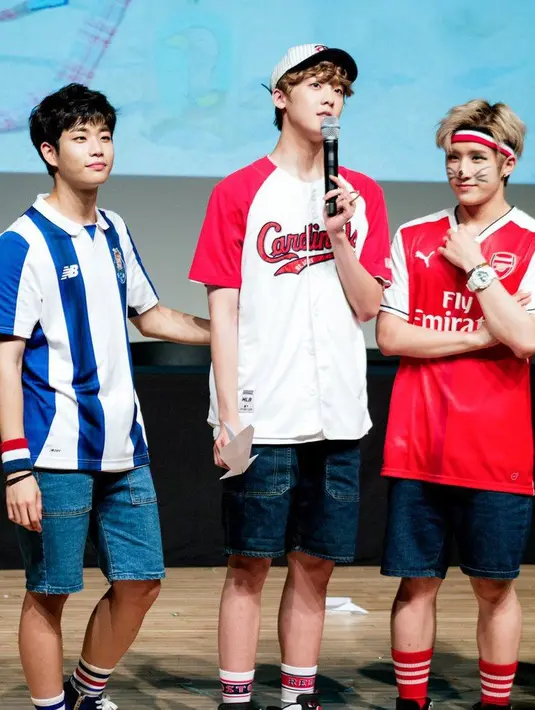 Meskipun paling muda di grup ASTRO, akan tetapi Yoon Sanha mempunyai badan yang paling tinggi. Cowok ganteng ini mempunyai tinggi badan 184 cm. (Foto: soompi.com)