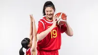 Fakta Tentang Zhang Ziyu, Pemain Basket Wanita Asal China Viral Karena Miliki Tinggi Badan Mencapai 220 Cm (FIBA)