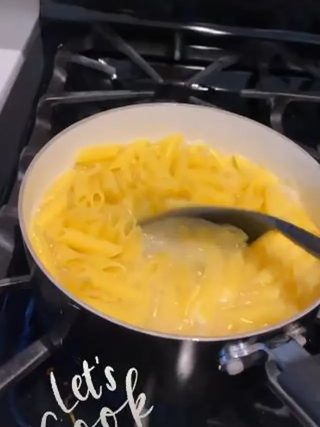 Syifa adik Ayu Ting Ting di apartemen di Beverly Hills, Amerika