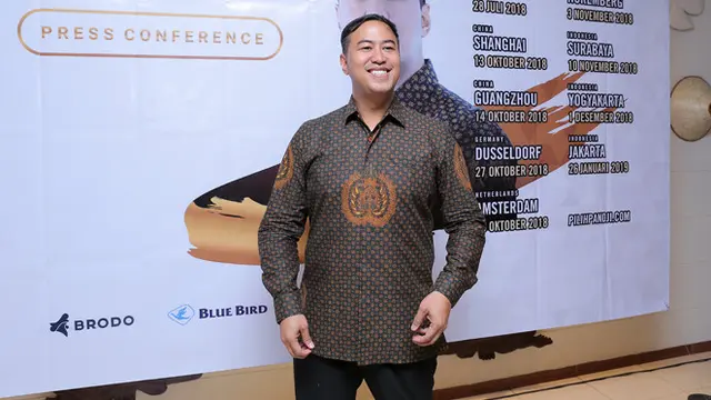 [Bintang] Pandji Pragiwaksono