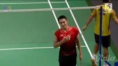 Jonatan Christie membutuhkan tiga gim untuk mengalahkan Khosit Phetpradab (Thailand) pada babak 16 besar tunggal putra cabor bulu tangkis Asian Games 2018.
