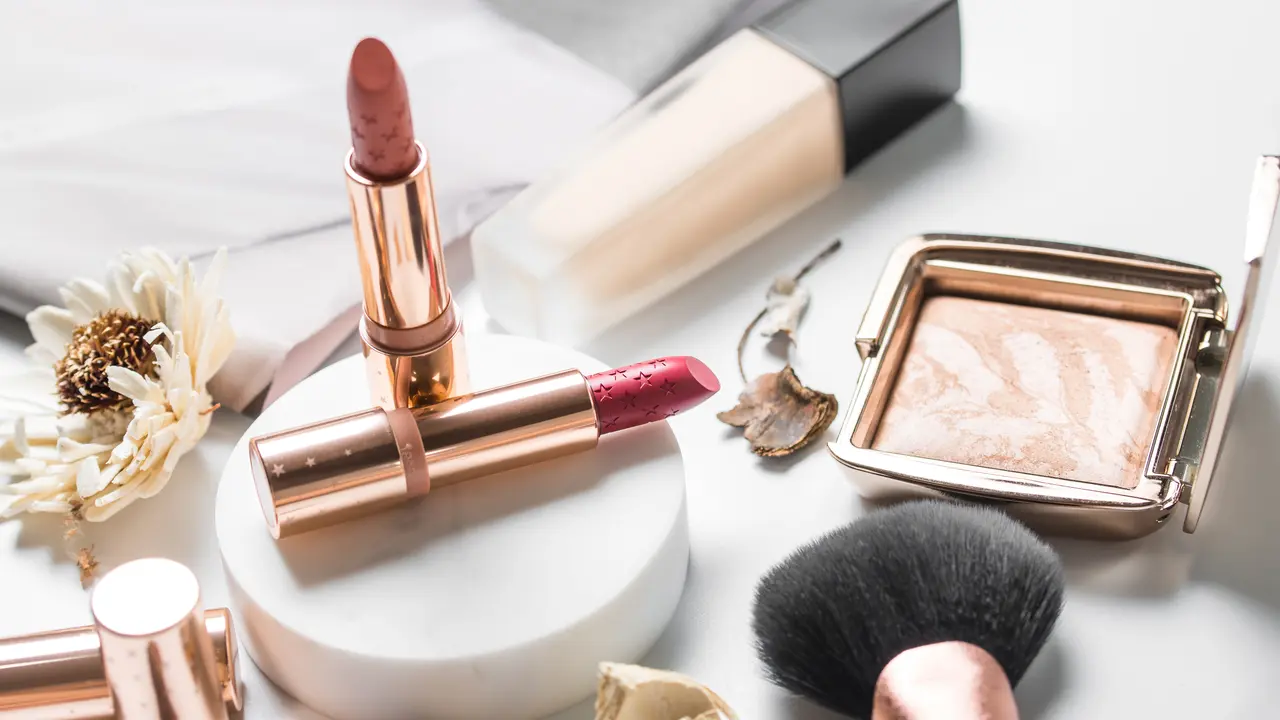 Wajib Punya, 3 Lipstik Lokal yang Cocok untuk Semua Warna Kulit