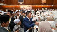 Seskab Teddy Sambut 300 Santri di Istana Kepresidenan