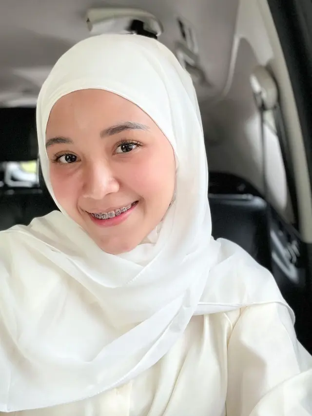 6 Potret Fati Indraloka Istri Babe Cabita yang Kini Mantap Berhijab