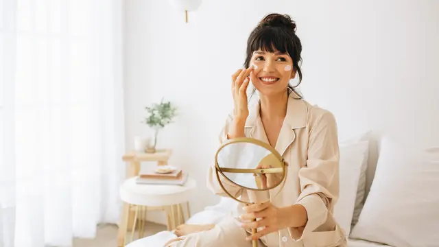 Kapan Sih Waktu yang Tepat Mengaplikasikan Body Lotion? Ternyata Ini Jawabannya!