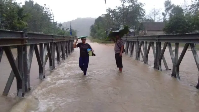 Banjir bandang di Sulawesi Tenggara