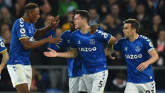 FOTO: Everton Taklukkan Burnley di Goodison Park