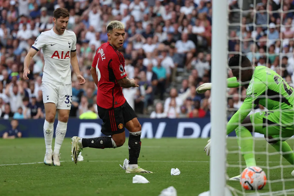 Lisandro Martinez - Manchester United