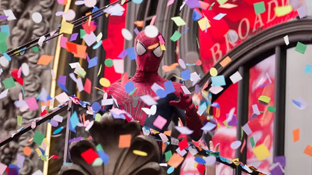 [VIDEO] Jelang Tahun Baru 2014, Times Square Bersolek