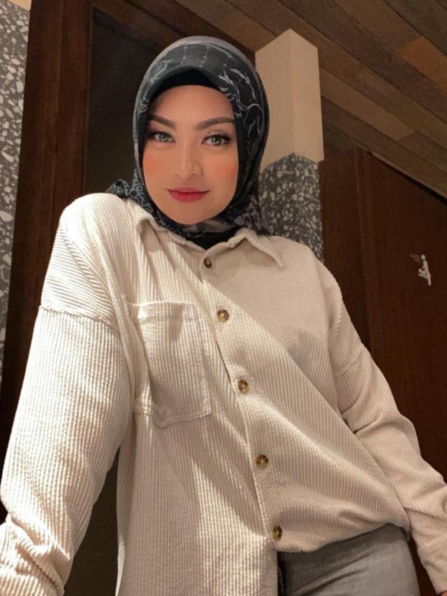 Nathalie Holscher. (Foto: Instagram @nathalieholscher)