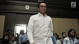Menpora Imam Nahrawi saat tiba di Pengadilan Tipikor, Jakarta, Senin (29/4/2019). Menpora menjadi saksi atas terdakwa Sekjen KONI Ending Fuad Hamidy. (merdeka.com/Iqbal Nugroho)