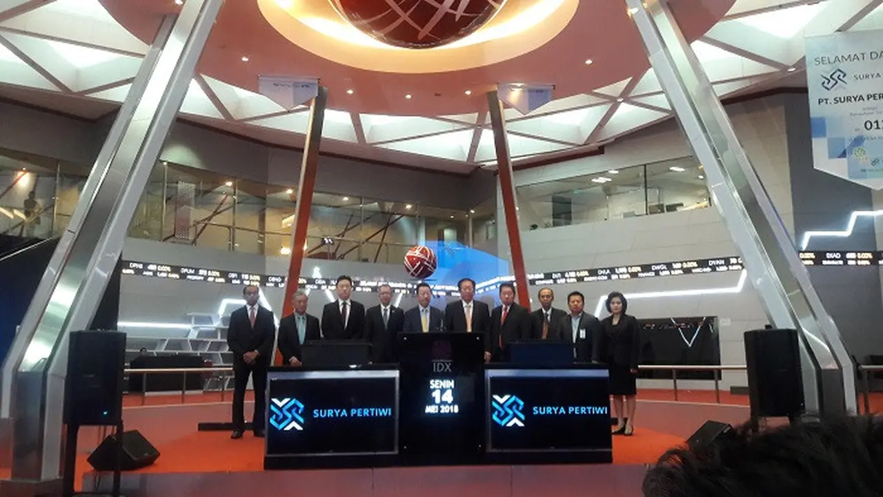 IPO Surya Pertiwi di BEI, Jakarta, Senin (14/5/2018) (Dok Foto: Liputan6.com/Bawono Yadika Tulus)