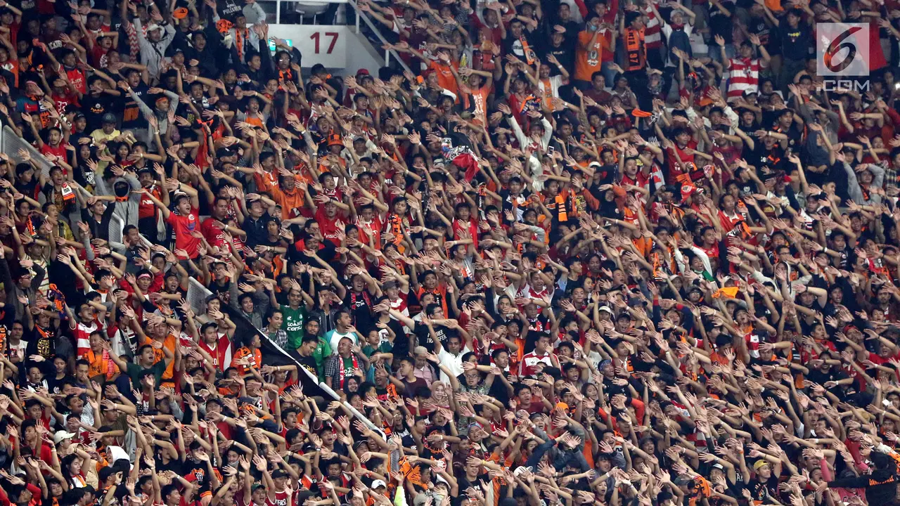 Dukung Persija Jakarta, Ribuan Suporter The Jakmania Padati Stadion GBK