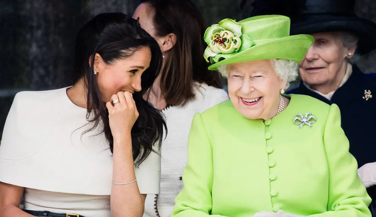 Hubungan Meghan Markle dan Ratu Elizabeth II sendiri terlihat semakin baik di setiap pertemuan. (Samir Hussein-WireImage - E!)