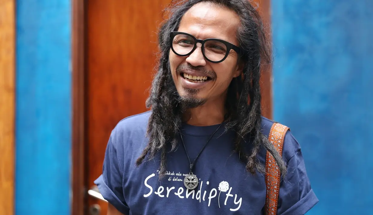 Pemilik nama lengkap Irfan Fahri Lazuardy atau lebih dikenal dengan Ipang BIP ini mengaku banyak memiliki stok lagu terkait anak SMA.  (Nurwahyunan/Bintang.com)