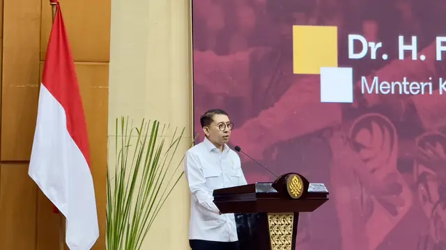 Menteri Kebudayaan (Menbud) Fadli Zon dalam acara peluncuran Program Dana Indonesiana 2025 di kantor Kementerian Kebudayaan, Senayan, pada Senin (5/5/2025).