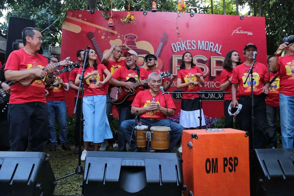 [Bintang] Orkes Moral Pancaran Sinar Petromak