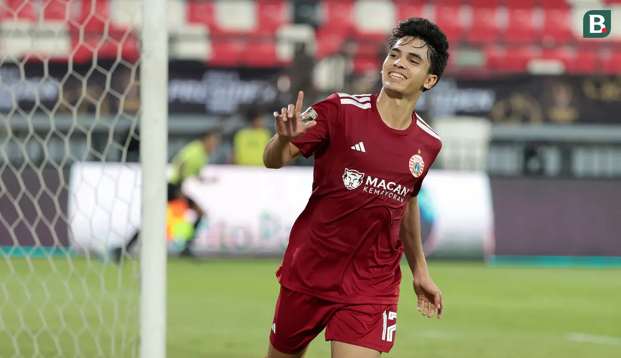 Selebrasi Victor Dethan usai mencetak gol ketiga Persija Jakarta pada laga perebutan peringkat ketiga Piala Presiden 2026 melawan Arema FC di Stadion Kapten I Wayan Dipta, Gianyar, Bali, Kamis (6/8/2026). Gol melalui skema serangan balik itu memastikan kemenangan Macan Kemayoran dengan skor 3-1 sekaligus mengamankan posisi ketiga turnamen. (KapanLagi.com/Budy Santoso)