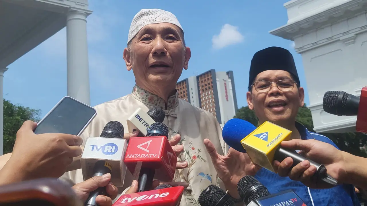 Jusuf Hamka, tokoh muslim Tionghoa sebelum bertemu Presiden Prabowo di Kompleks Istana Kepresidenan Jakarta.