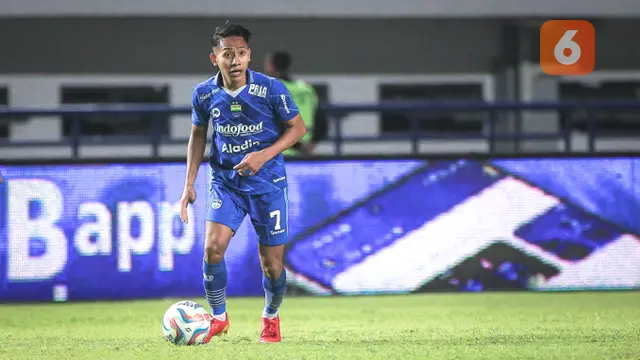 Persib Bandung vs Dewa United - BRI Liga 1 2023/2024