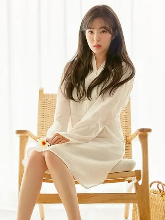 Hari ulang tahun Irene tak hanya disambut gembira oleh para penggemarnya saja, para personel Red Velvet lainnya juga menyiapkan kejutan untuknya. (Foto: instagram.com/irene.redvelvet)