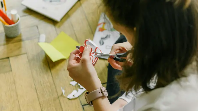 Serunya Bermain Vision Board Mini Bersama Anak untuk Menanamkan Impian Positif
