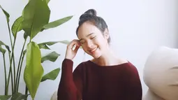 Selain itu, pemeran seni dan juga model ini lebih sering tampil casual dan simpel di kesehariannya. Bahkan dengan gaya rambut cepol, bintang film "Winter In Tokyo" ini disebut menggemaskan. (Liputan6.com/IG/@pammybowie)