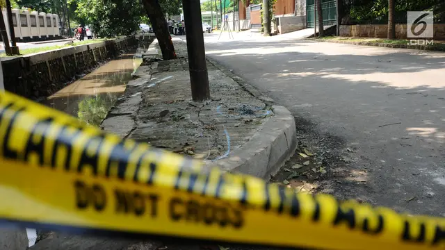 Polisi Olah TKP Lokasi Kecelakaan Setnov