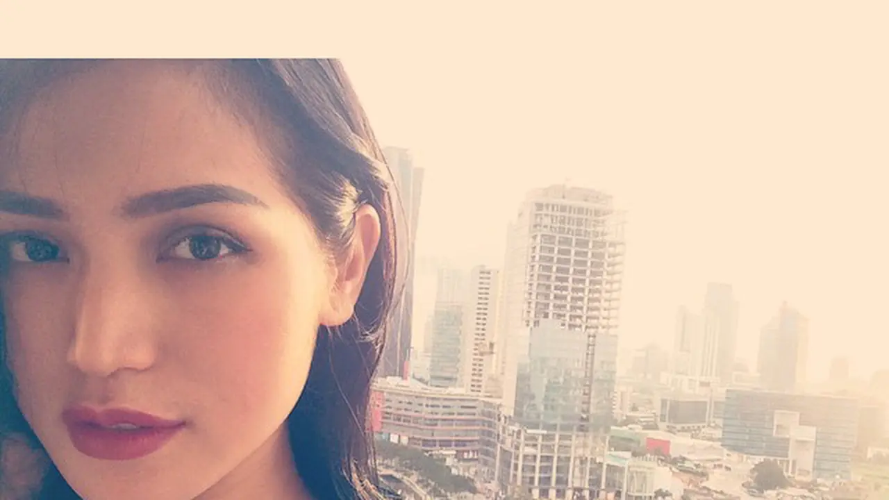 Jessica Iskandar Curhat Pengalamannya Saat Melahirkan