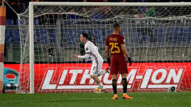 AC Milan Permalukan AS Roma