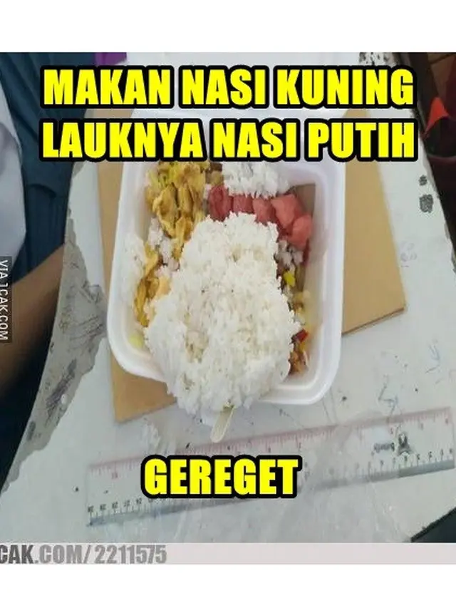 7 Potret Menu Makan Nasi dengan Lauk Tak Biasa Ini Bikin Tepuk Jidat