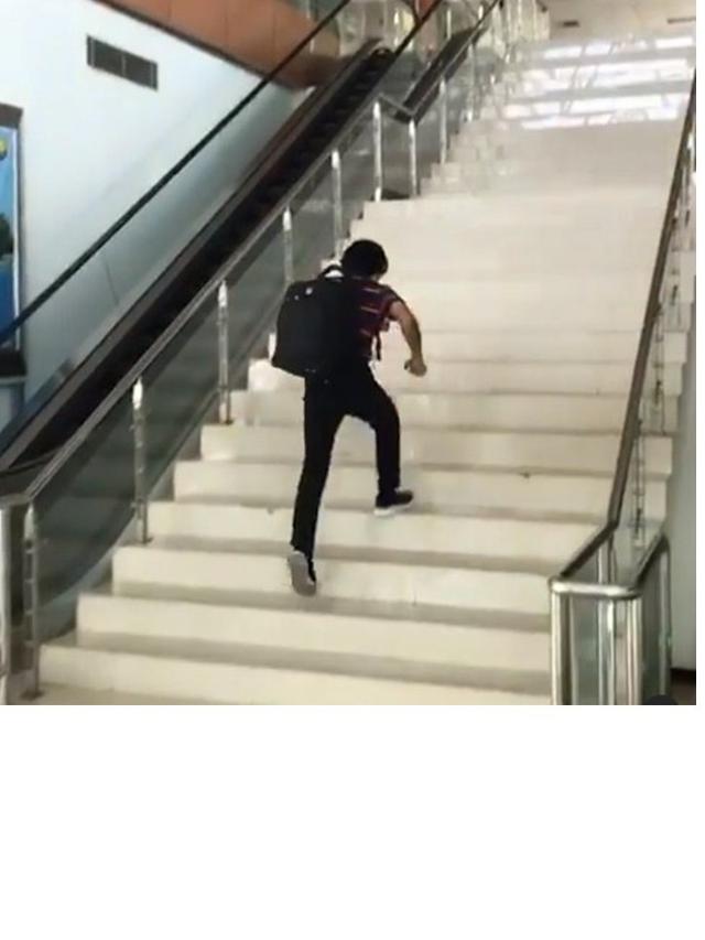 7 Aksi Kak Seto di Usia 70 Tahun Ini Bikin Minder Anak Muda