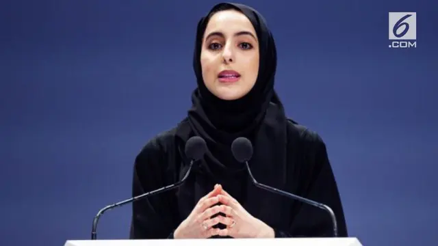 Shamma Al Mazrui, Menteri Urusan Kepemudaan Negara di Uni Emirat Arab yang masih berumur 22 tahun ini berhasil memecahkan rekor Guinness World Records tahun 2018 sebagai menteri termuda di dunia.