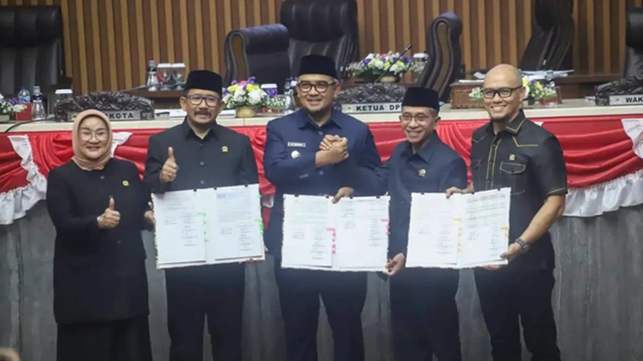 DPRD Sahkan Raperda Gedung RSUD dan Inspektorat, Perubahan KUA-PPAS 2026-2027 Disepakati