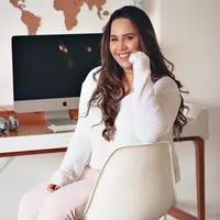 ilustrasi perempuan karir/copyright by Flávia Martins from Pexels