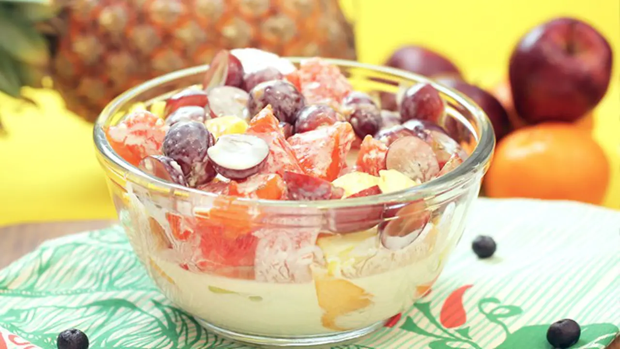 Salad Buah, Kudapan Sehat yang Istimewa Bagi Keluarga