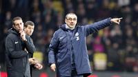 Ekspresi pelatih Chelsea, Maurizio Sarri pada laga lanjutan Premier League yang berlangsung di Stadion Vicarage Road, Watford, Rabu (24/12). Pasukan Maurizio Sarri menang 2-1 atas Watford. (AFP/AP)