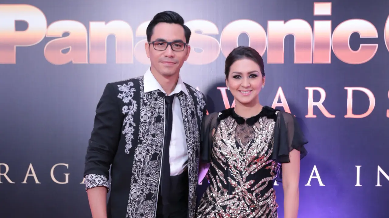 [Bintang] Darius Sinathrya - Donna Agnesia