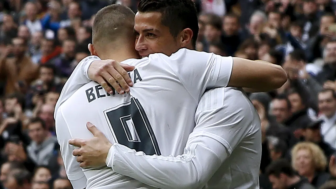 Dua pemain Real Madrid Karim Benzema dan Cristiano Ronaldo