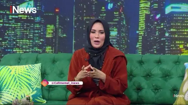 Elma Theana saat tampil di sebuah acara.