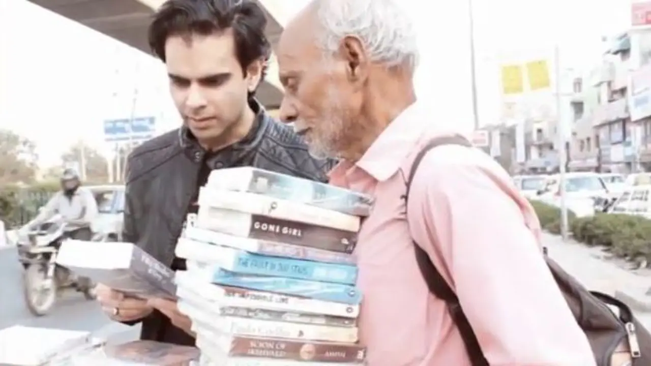 22 Tahun Jual Buku Tak Laku, Akhirnya Ada yang Memborong