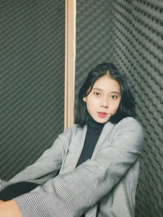 Meski begitu, masih belum diketahui pula posisi Lita dalam grup pre debut MEP-C ini. Namun, tak sedikit netizen Indonesia yang memeberikan dukungan. (Liputan6.com/IG/@mepc_lita)