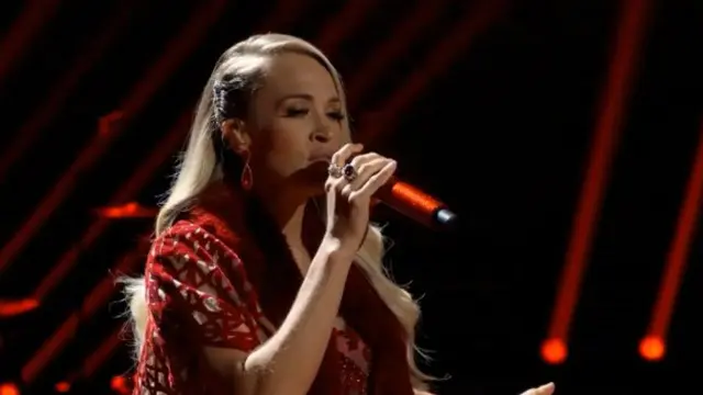 Rancangan gaun Diana M Putri kembali dikenakan oleh penyanyi Carrie Underwood (Dok: Diana Couture)