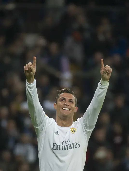 Atlet sepak bola 31 tahun ini belum lama menunjukkan rasa kagumnya terhadap model 20 tahun tersebut. Cristiano Ronaldo menyukai salah satu dari foto Kendall Jenner yang ada di akun instagram model cantik itu. (AFP/Bintang.com)