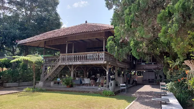 Sambil Ngopi Bisa Panen Sayur, Stuko Coffe Citeko Hills Tawarkan Beragam Pengalaman Seru bagi Pengunjung
