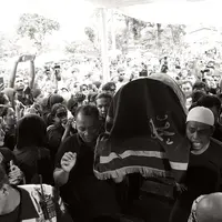 Didi Petet di makamkan di TPU Tanah Kusir, Jumat (15/5)