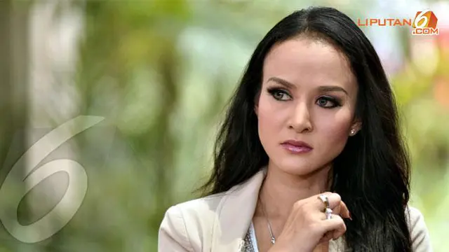 Cerita Cynthiara Alona Ditipu Manajer