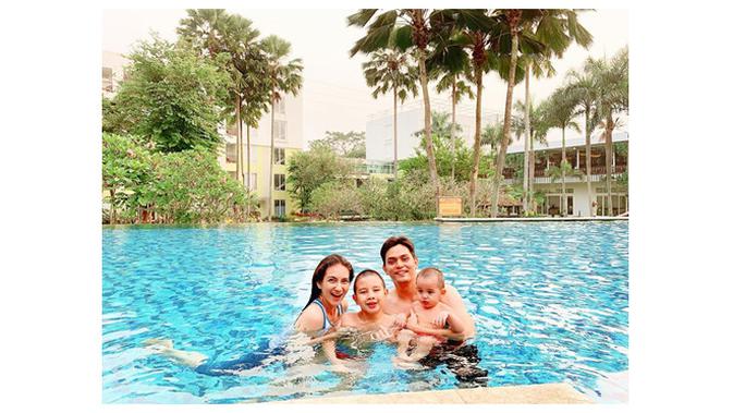 Potret pasangan selebriti Alessia Cestaro dan Affandy. (Sumber: Instagram/@alessia89cestaro)